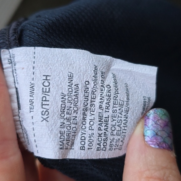 Under Armour Women's Medium UA CoolSwitch Run Short Sleeve Black 1363262 - Picture 12 of 12